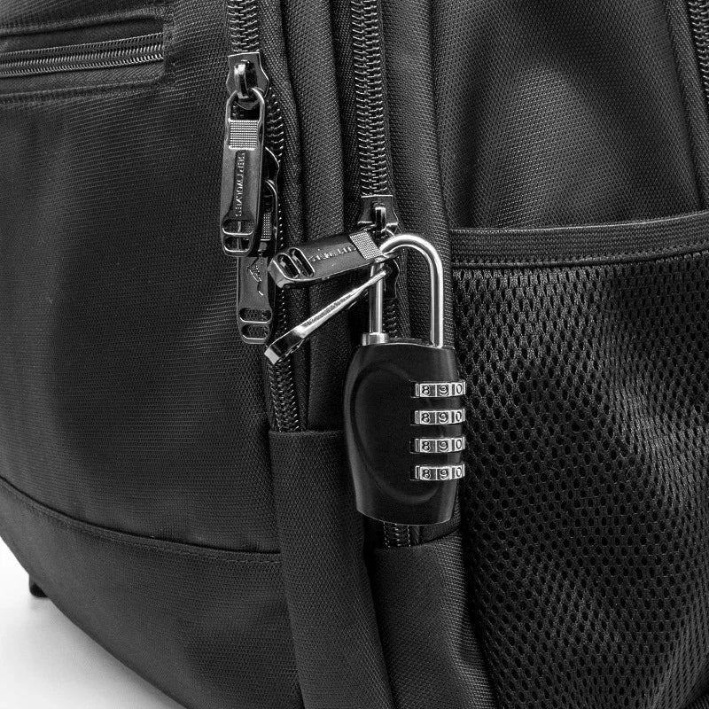 Vue latérale du cadenas montrant sa robustesse