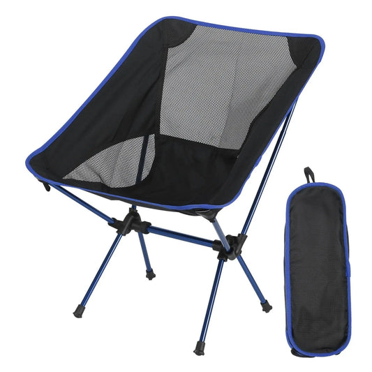 Chaise de camping pliable en bleu marine, vue d'ensemble