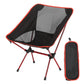 Chaise de camping pliable en rouge, vue de dos