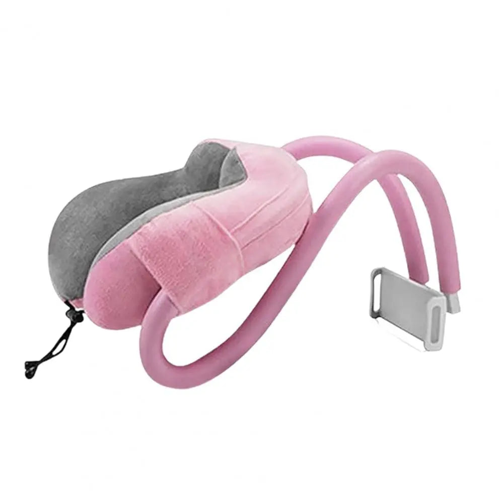 Coussin de voyage bleu avec téléphone en position