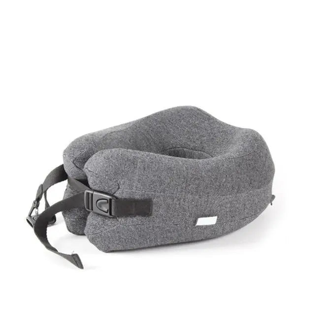 Coussin gris compact pour confort lors des déplacements