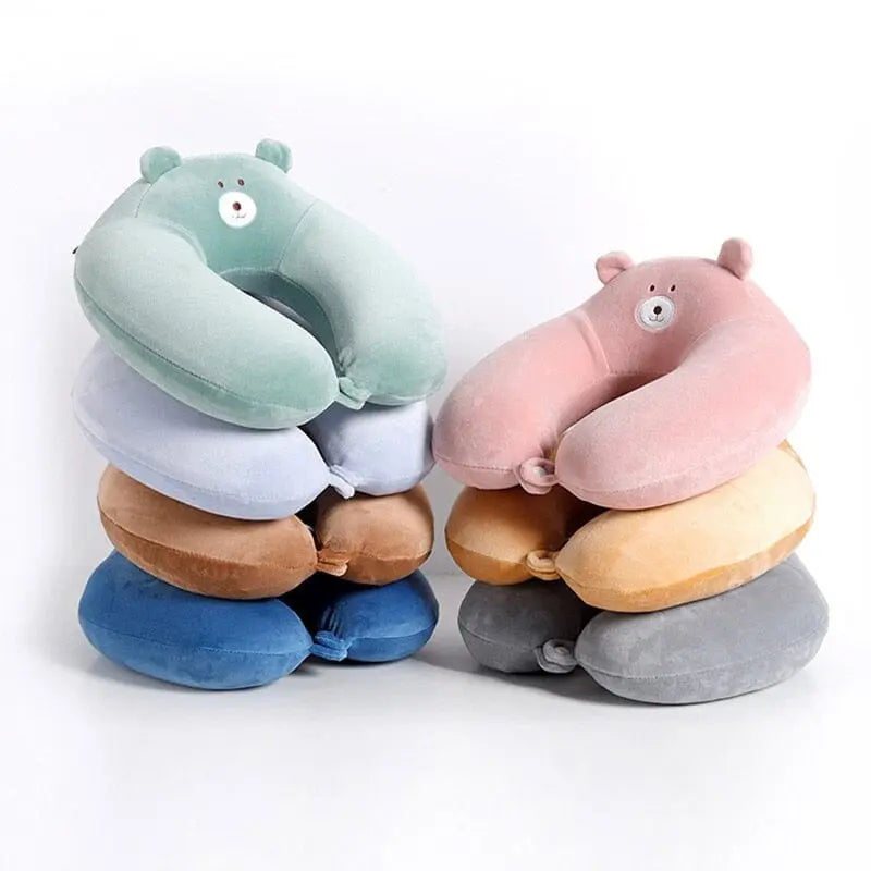 Oreiller ours pour enfant, doux et confortable, vue de profil