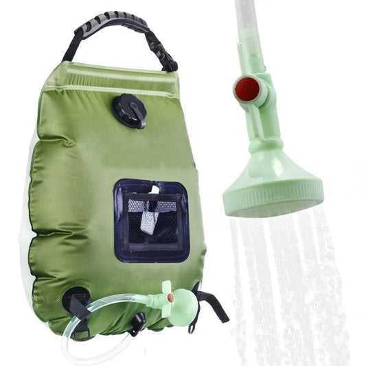 Vue latérale du sac de douche solaire avec sangle de suspension