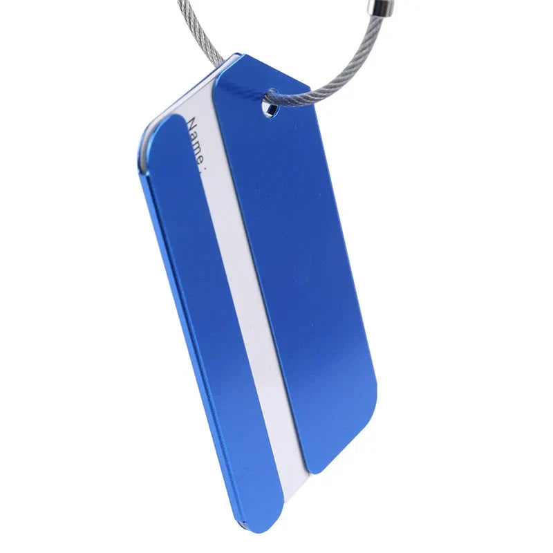 Étiquette de bagage bleue en aluminium, vue de dessus