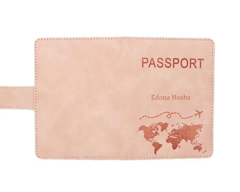 Intérieur de l'étui passeport montrant emplacements pour cartes