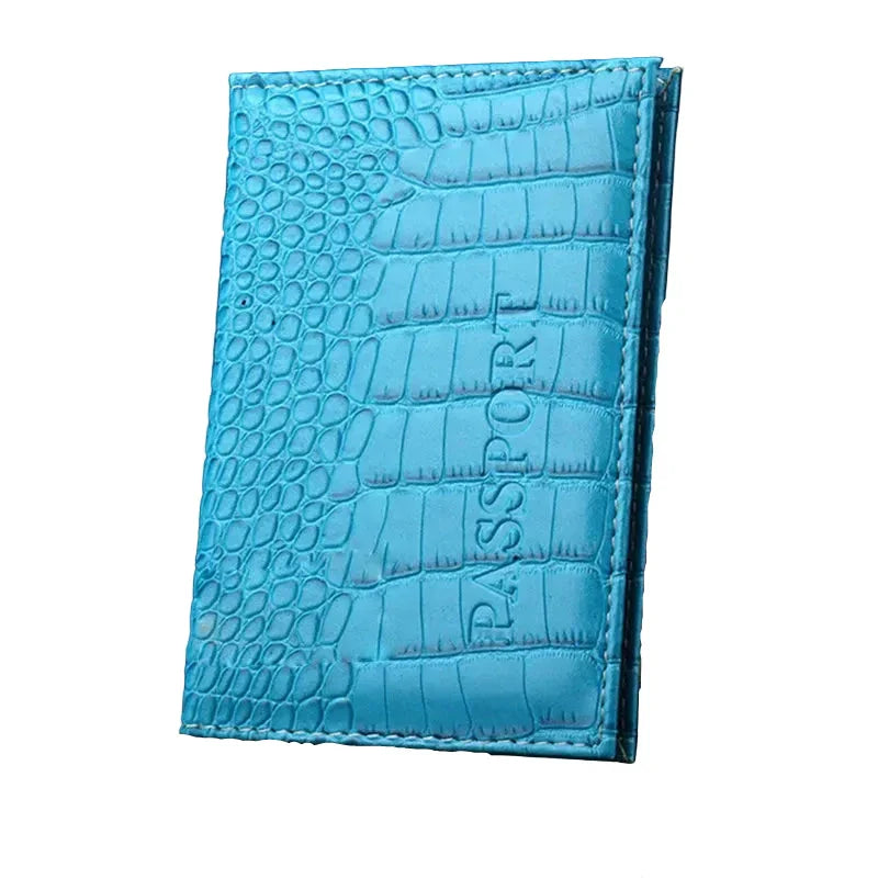 Étui passeport bleu ciel, design croco raffiné