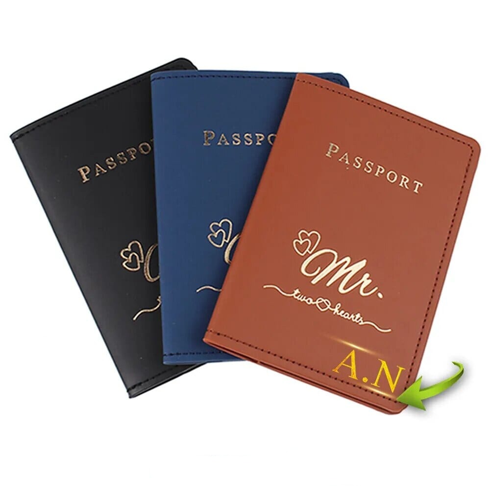 Étui passeport ouvert montrant emplacement pour carte