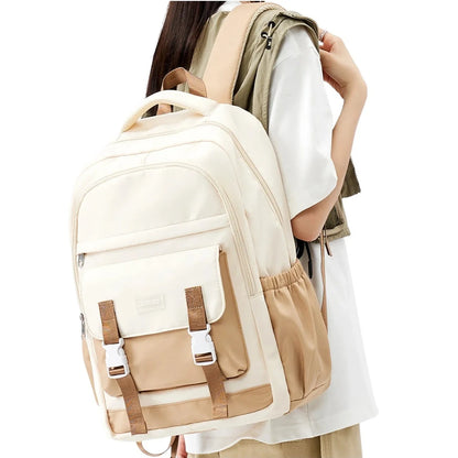 Sac à dos beige avec tissu résistant et poche antivol