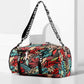 Sac à dos convertible posé sur une surface en bois
