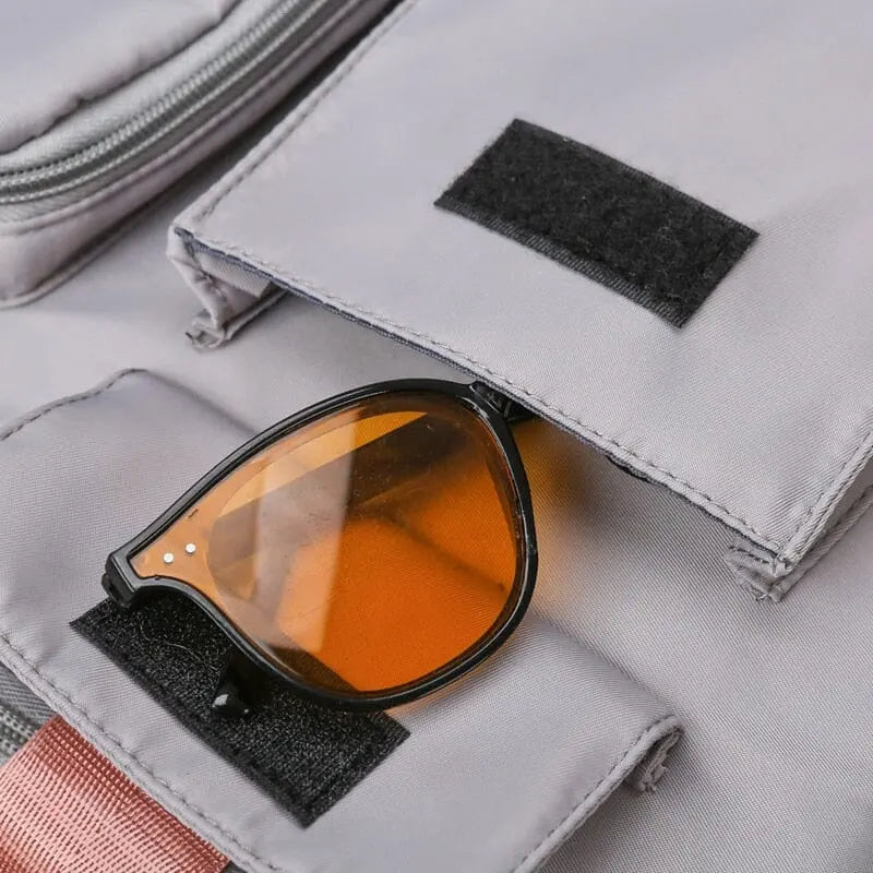 Détails des poignées renforcées du sac de voyage pliable