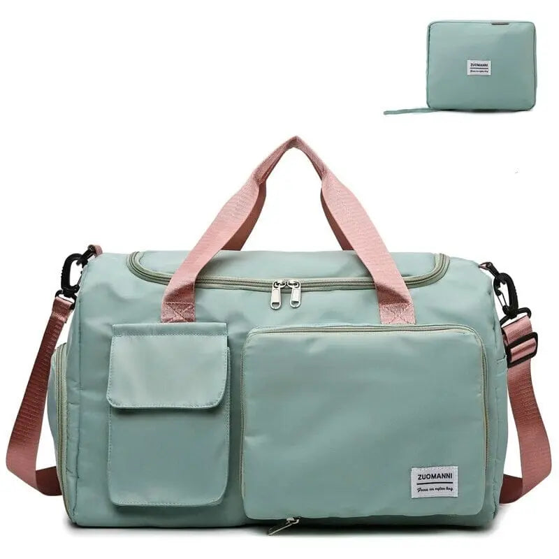 Sac de voyage vert, idéal pour les amateurs de nature