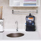 Grande trousse de toilette ouverte avec produits visibles