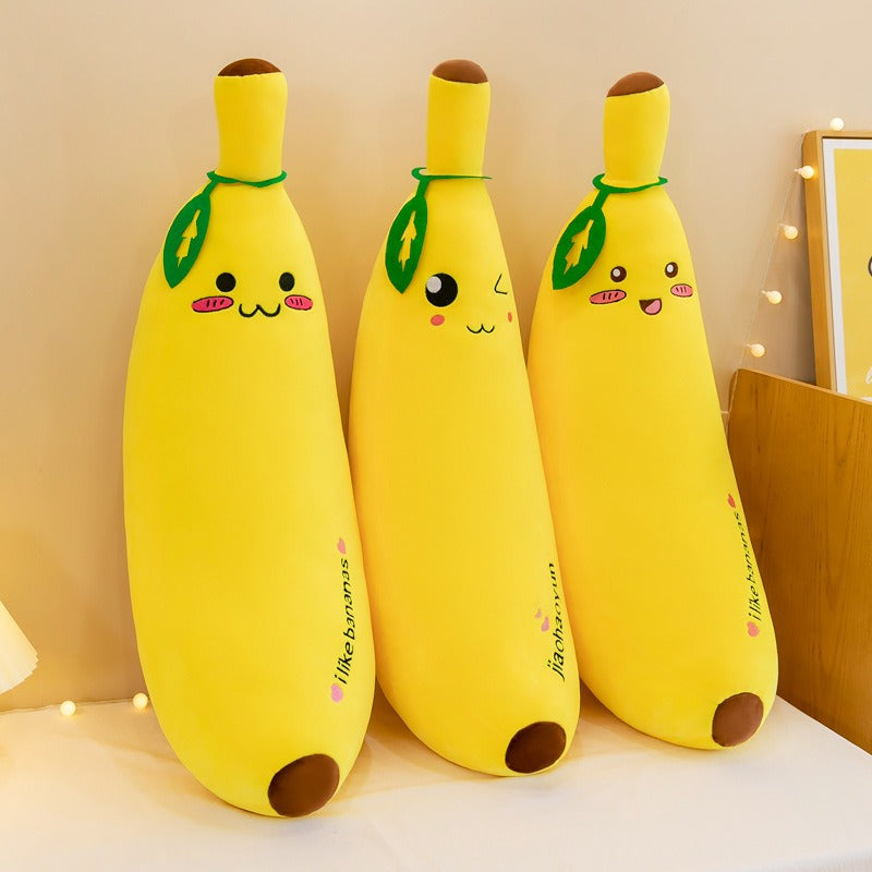 Ensemble de peluches bananes avec différentes expressions joyeuses