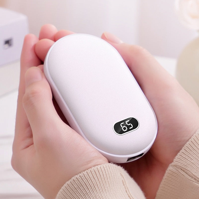 Gros plan sur le port USB du chauffe-mains portable