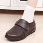 Chaussure orthopédique stylée pour un usage intérieur et extérieur