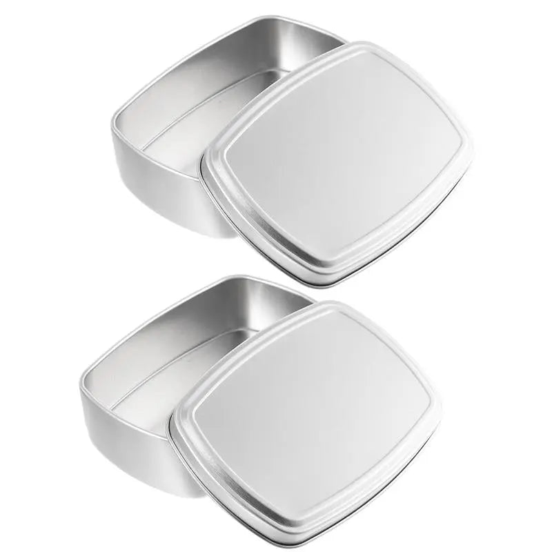 Vue rapprochée du couvercle en aluminium des boîtes à savon