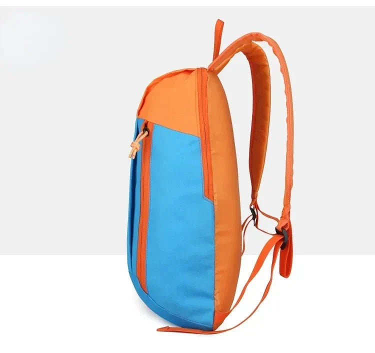Petit sac à dos vert, compartiment principal ouvert