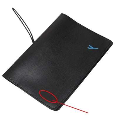 Pochette passeport noire avec initiales dorées élégantes