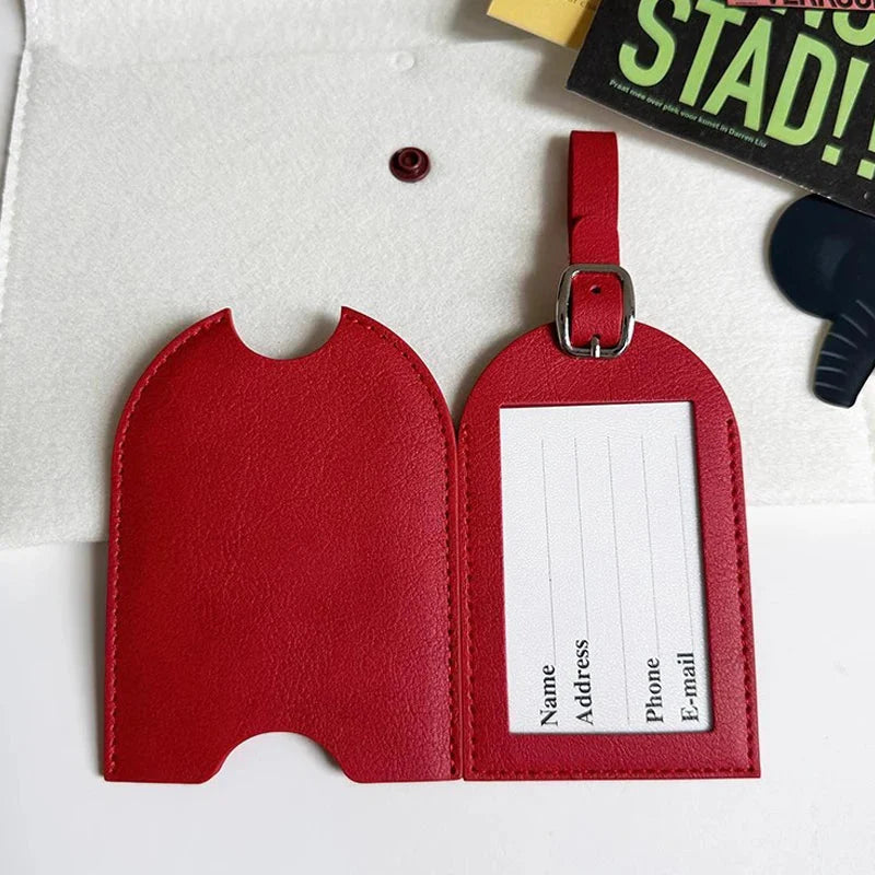 Étiquette rouge élégante, personnalisable avec initiales