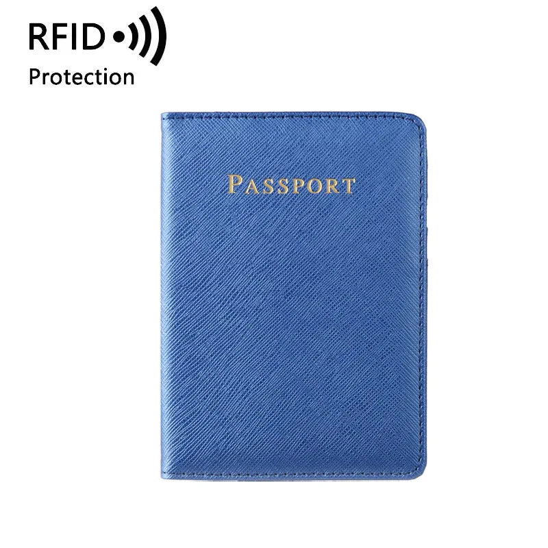 Porte passeport en cuir noir avec initiales dorées