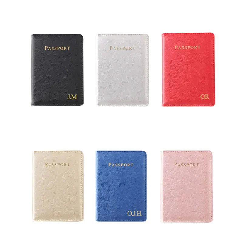 Intérieur du porte passeport avec emplacements pour cartes