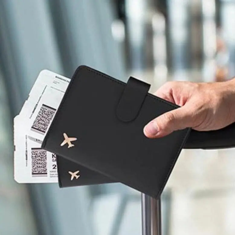 Intérieur du portefeuille montrant les compartiments pour cartes