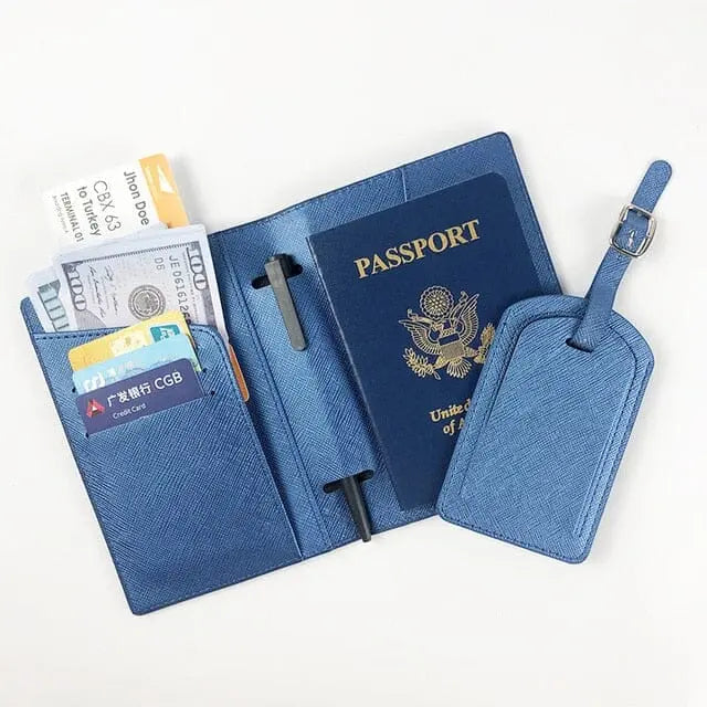 Portefeuille de voyage ouvert montrant compartiments pour documents