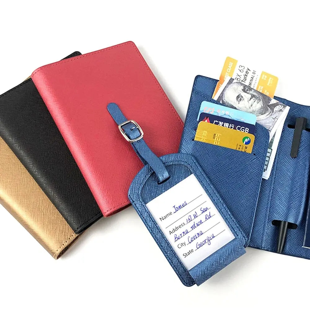 Vue rapprochée de l'étiquette valise personnalisable en cuir synthétique