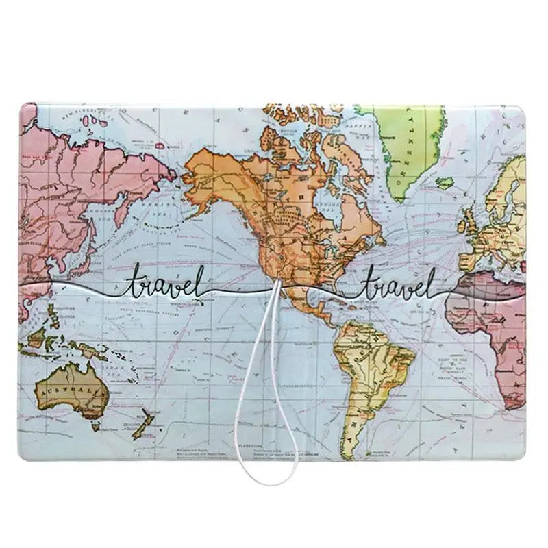 Protège passeport illustré d'une carte géographique vibrante