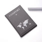 Étui de passeport anthracite avec motif mappemonde