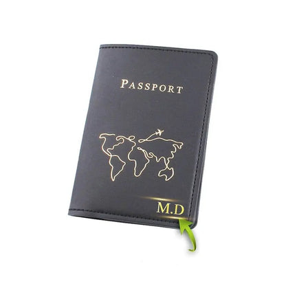 Étui passeport ouvert montrant emplacements pour cartes