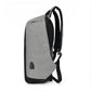 Compartiment principal ouvert avec espace pour ordinateur portable