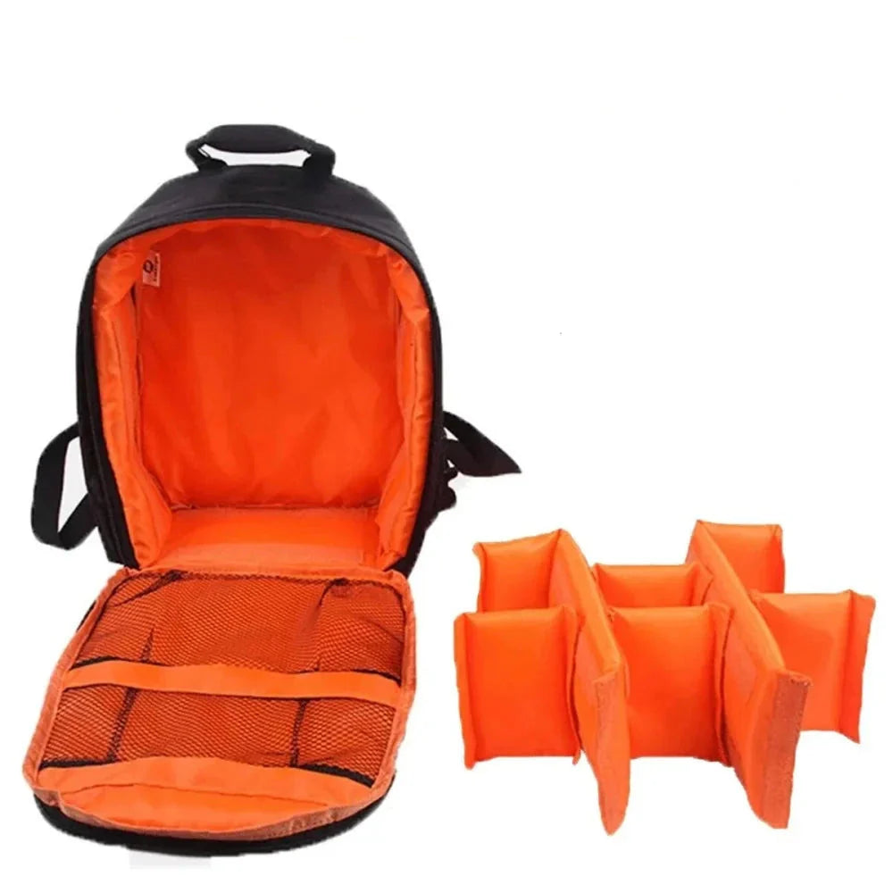 Sac à dos ouvert montrant l'intérieur organisé