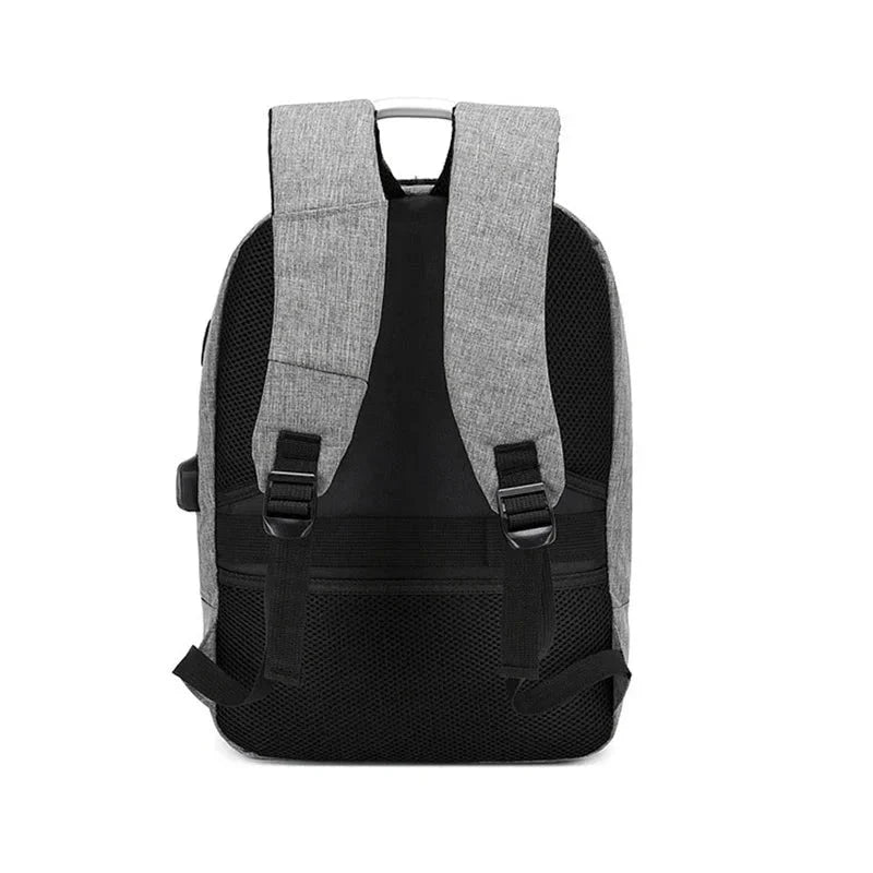 Compartiment principal spacieux pour ordinateur portable