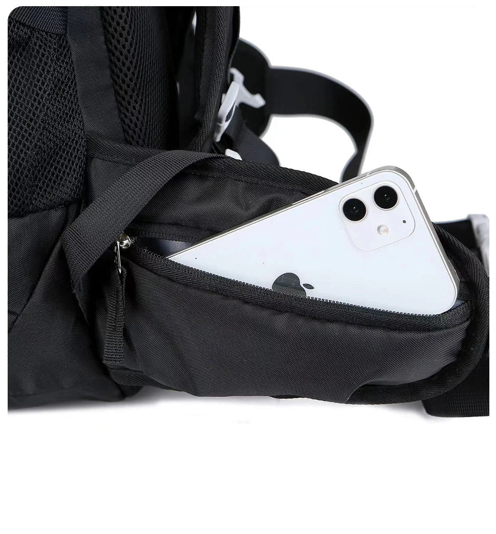 Vue arrière du sac à dos avec rembourrage pour le dos