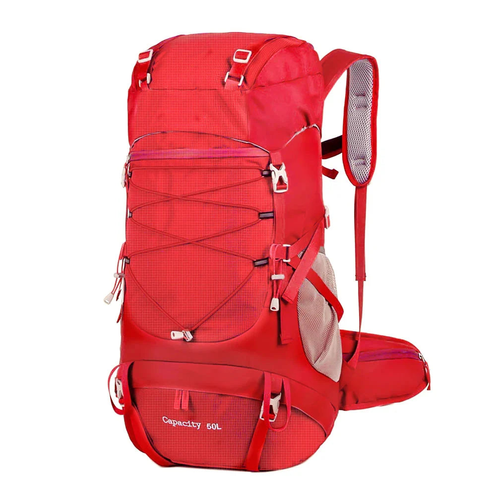 Modèle rouge du sac à dos 50L, vibrant et dynamique