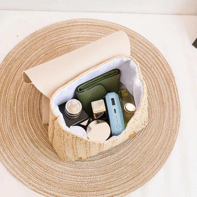 Vue de profil d'un sac à dos bohème élégant