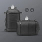 Sac à dos posé sur une valise, passant visible