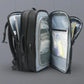 Compartiment principal ouvert avec espace pour ordinateur portable