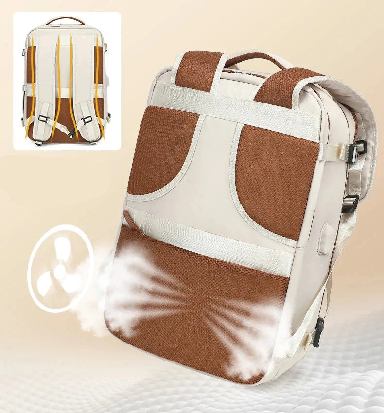 Détail du port USB intégré sur le sac à dos cabine