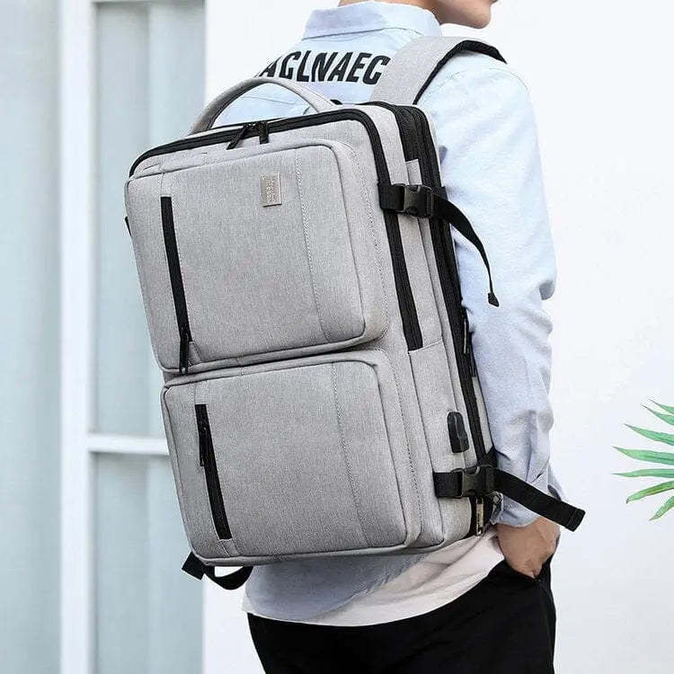 Vue latérale du sac à dos avec port USB visible