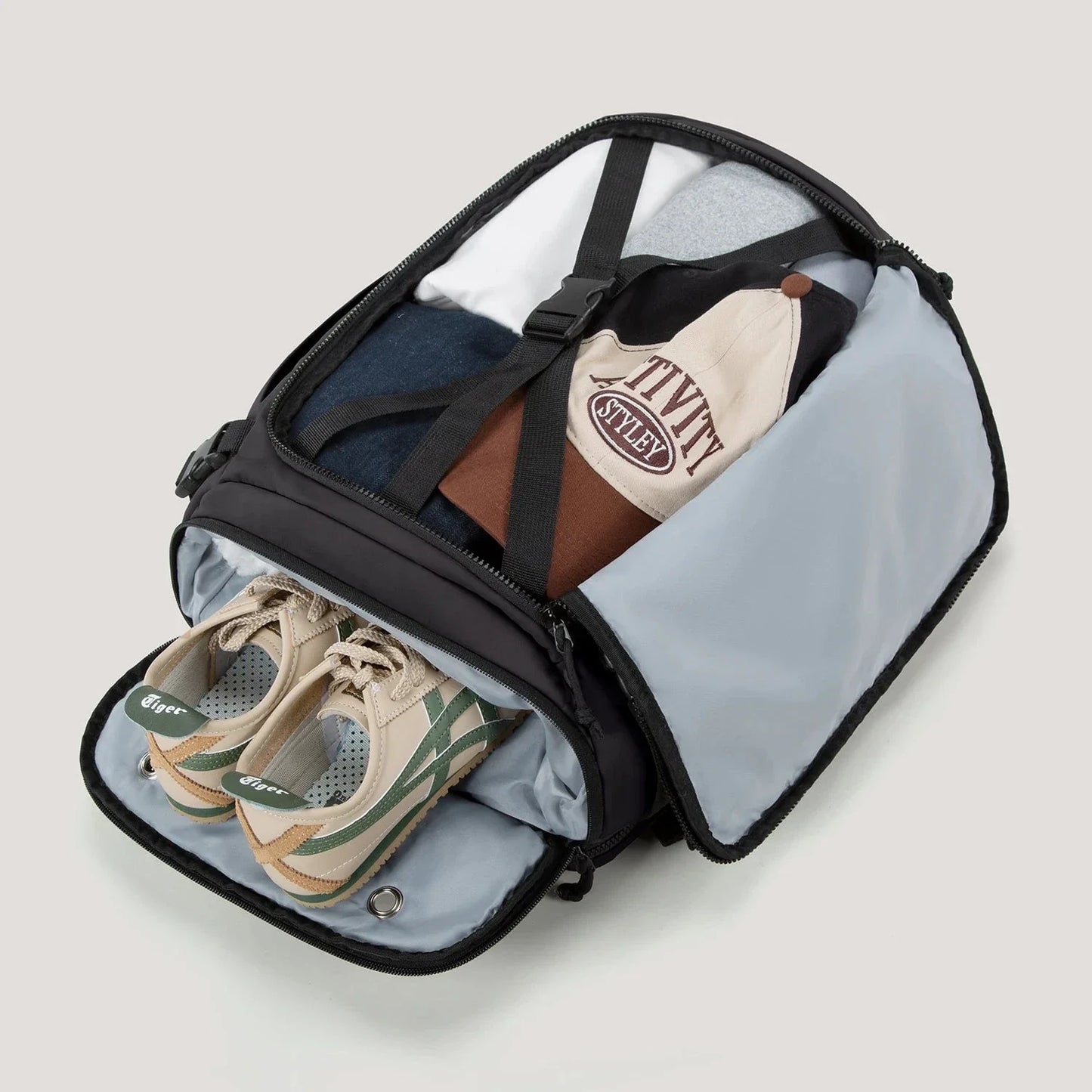 Vue de profil du sac à dos avec capacité de 35L