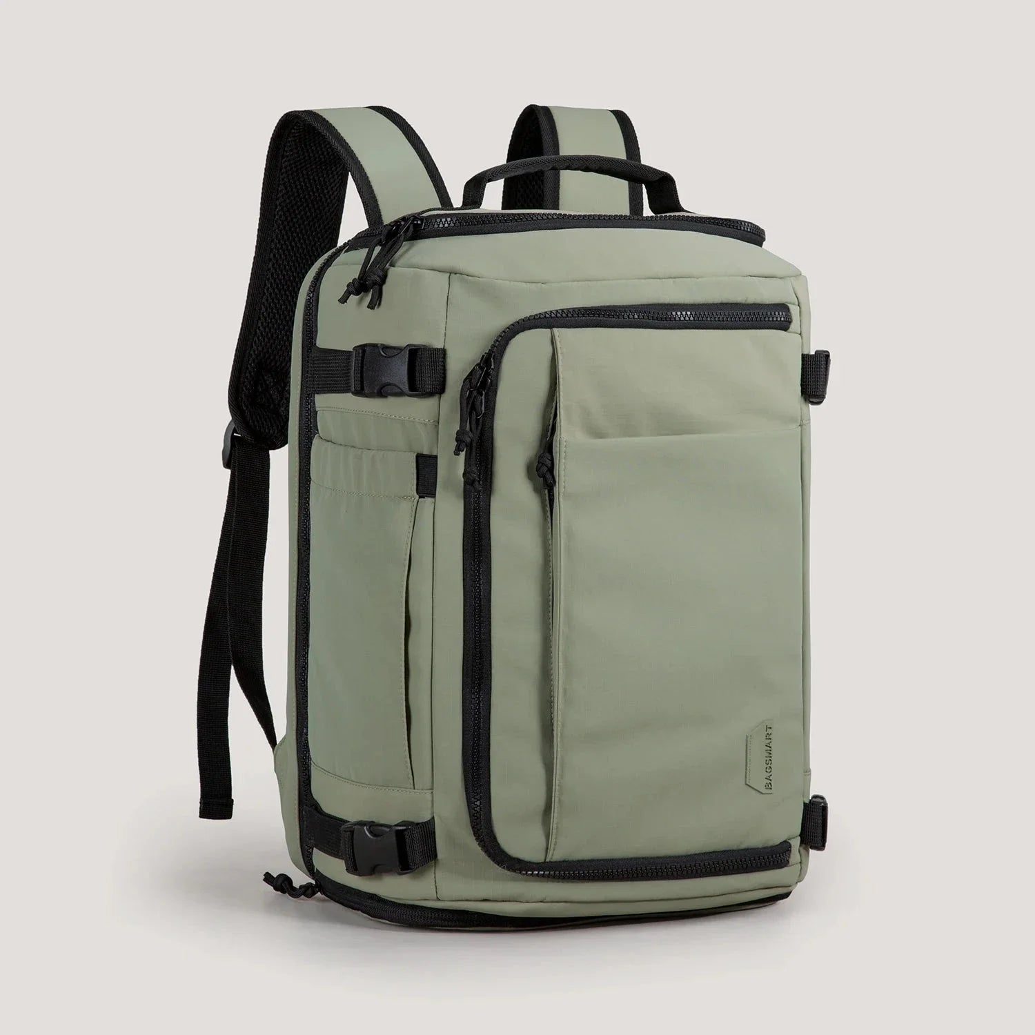 Sac à dos vert avec finition imperméable et durable