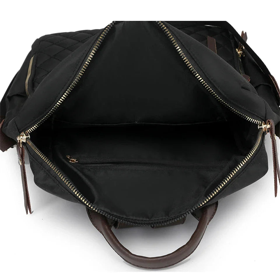 Sac à dos en tissu déperlant sous la pluie