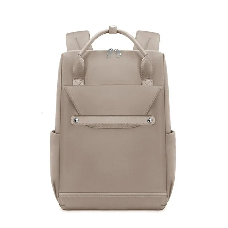 Sac à dos marron pour femme, style urbain et moderne