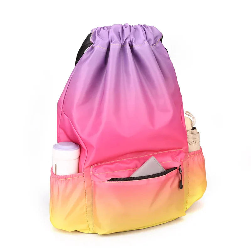 Intérieur spacieux d'un sac à dos imperméable