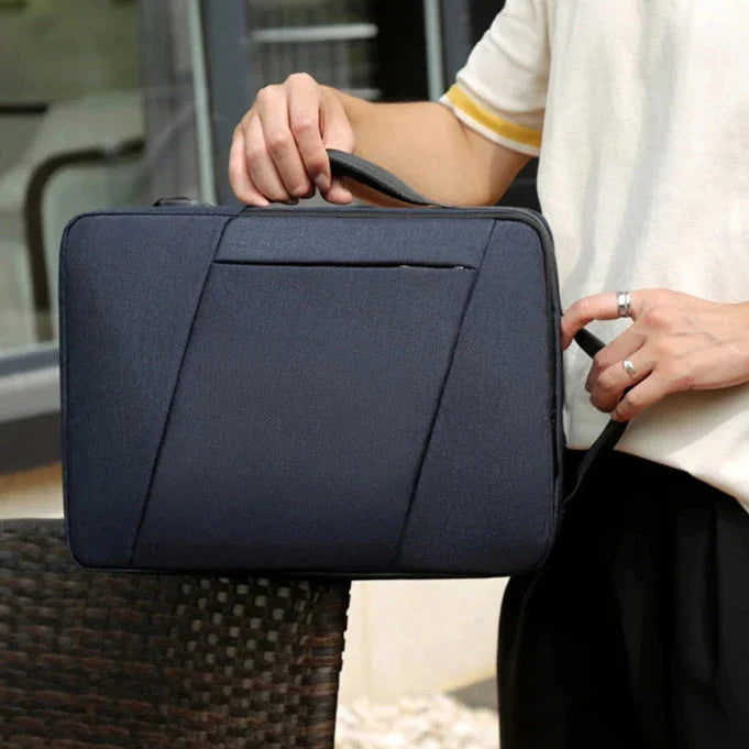 Matériau oxford imperméable du sac à dos en gros plan