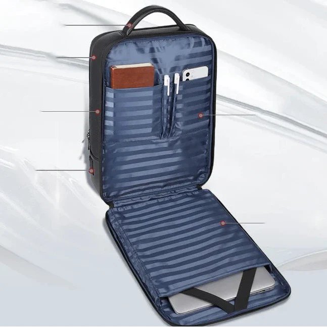 Vue de côté du sac à dos en cuir pour homme
