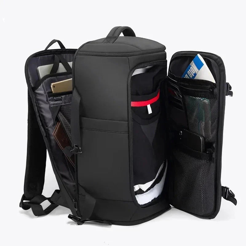 Sac à dos noir avec compartiments ouverts, vue de face