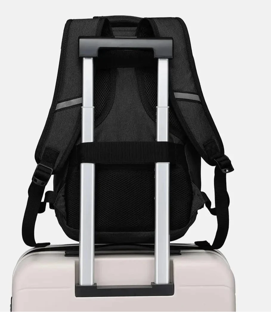 Vue de profil du sac à dos montrant les bretelles rembourrées